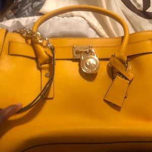Michael kors purse